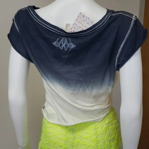 Free People Hold It Down Dip Die Tee - Picture 5 of 8